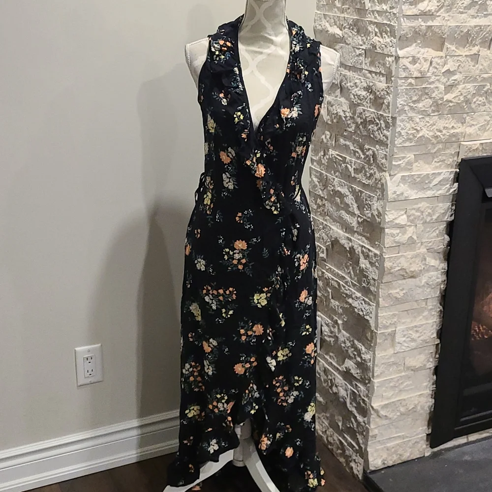 Apricot Floral wrap dress with ruffled front - Picture 1 of 8